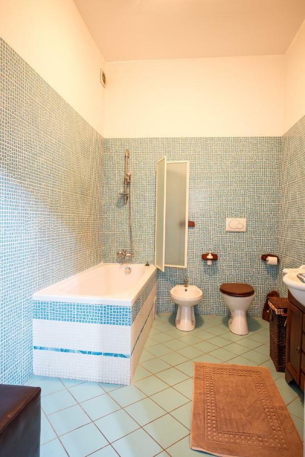 Old Square Apartments 3 Тимишоара Екстериор снимка